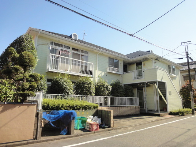 カサベルデコマツのその他共用部分|★敷地内ゴミ置き場・駐輪スペース有★