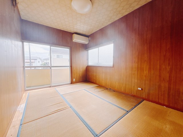 【中古戸建】安中市原市の和室|和室でしか味わえない畳ならではの香りや素材で和のやすらぎを感じてください♪畳にはリラックス効果があるといわれています。のんびりするならやっぱり和室が一番ですね♪