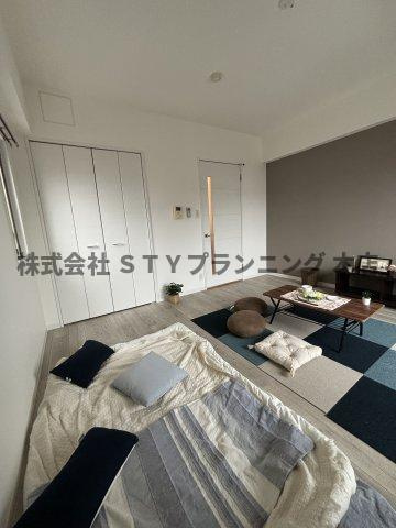 仲介手数料０円！アクアヒルズの居間・リビング