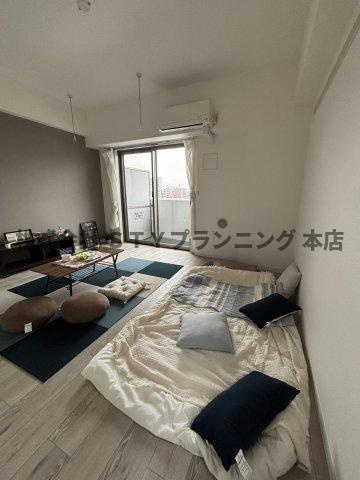 仲介手数料０円！アクアヒルズの居間・リビング