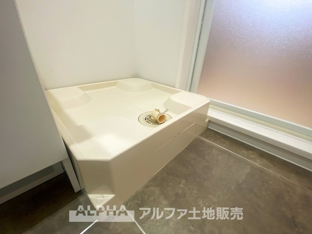 立川羽衣町住宅2号棟のランドリースペース