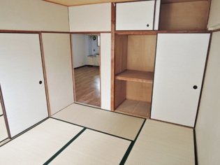 加島第2マンションの和室