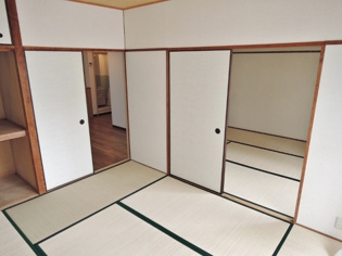 加島第2マンションの和室