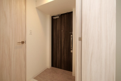 【玄関】 | リヴェント福島野田 | 落ち着いた玄関です