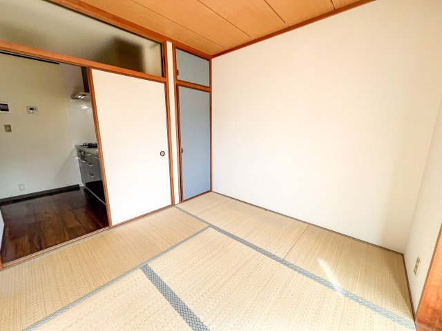 グレースハイム上住吉の和室
