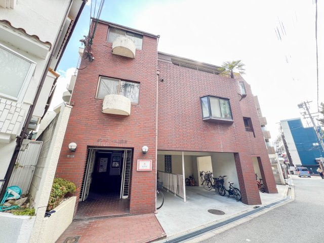 グレースハイム上住吉の外観