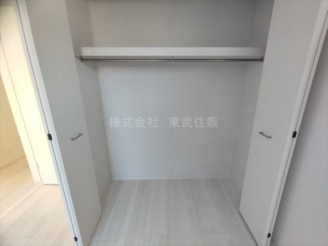 【収納】 | 狭山市狭山　全4棟　2号棟 | 洋室5.33帖北東側収納