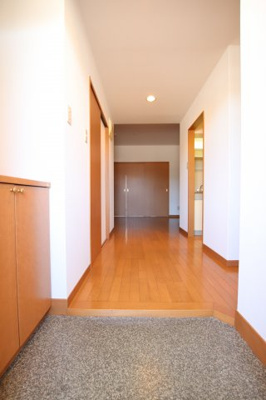 【玄関】 | セカンドパレス