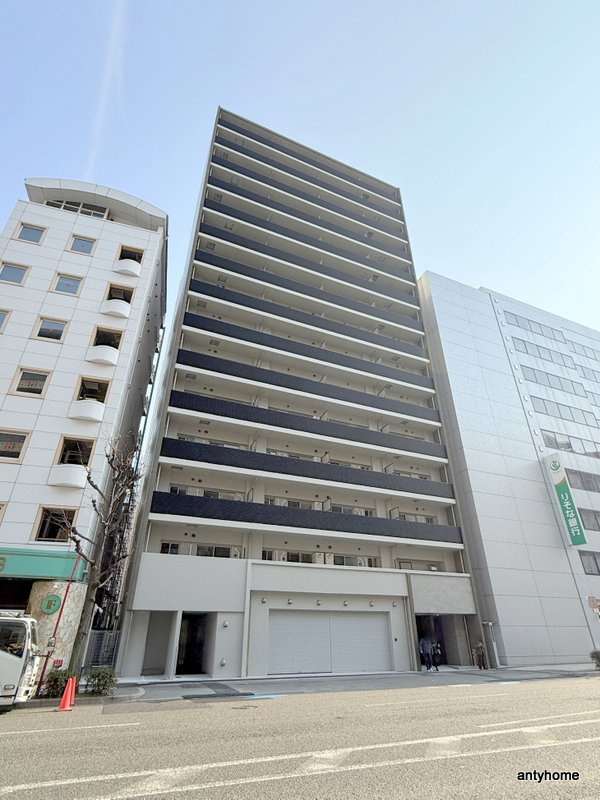 アーバネックス南森町WEST　仲介手数料無料の外観