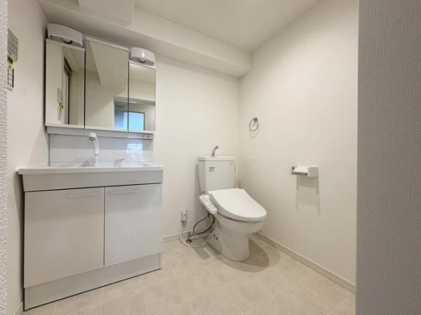 福岡市博多区祇園町の中古マンション|「洗面脱衣室・トイレ」洗面台… 