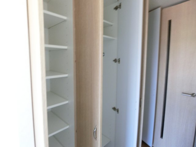 ルーブル川崎中丸子弐番館の収納|他のお部屋の参考写真となります。
