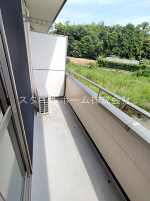 【バルコニー】 | ガーデンコートTSUBASA | 別部屋写真です。