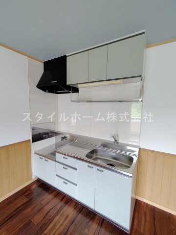 【キッチン】 | ガーデンコートTSUBASA | 別部屋写真です。
