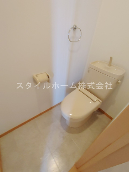 【トイレ】 | ガーデンコートTSUBASA | 別部屋写真です。
