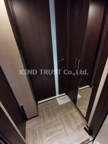 ブエナビスタ梅田ノースの玄関|明るい玄関です