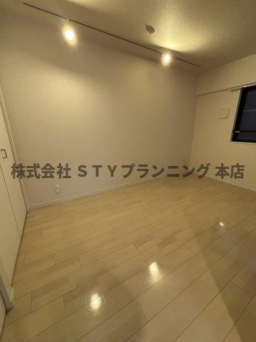 仲介手数料０円！エルスタンザ千代田の居間・リビング