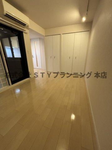 仲介手数料０円！エルスタンザ千代田の居間・リビング