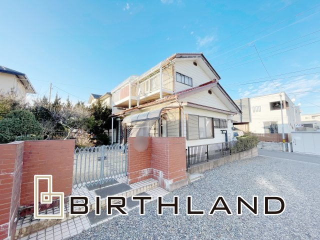 郡山市片平町新蟻塚　庭付き中古戸建　小山田小・第六中の外観|立派な門扉付きの陽当たり良好物件です！