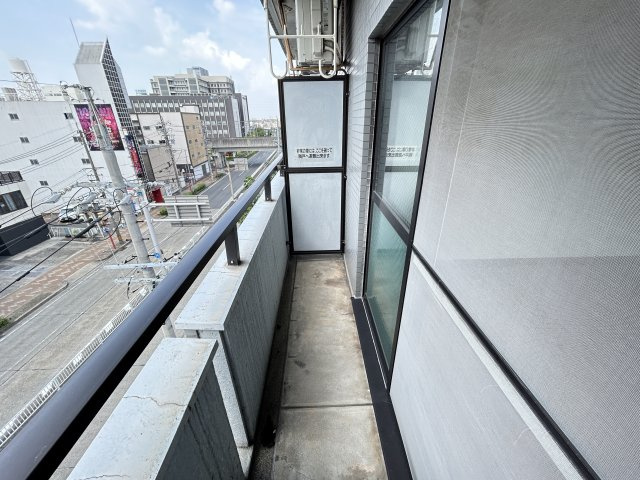 メゾンサカエのバルコニー