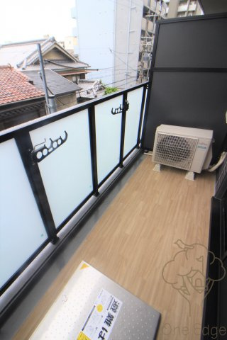 レオンヴァリエ都島北通のバルコニー