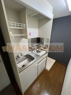 杉並区天沼１丁目のアパートのキッチン