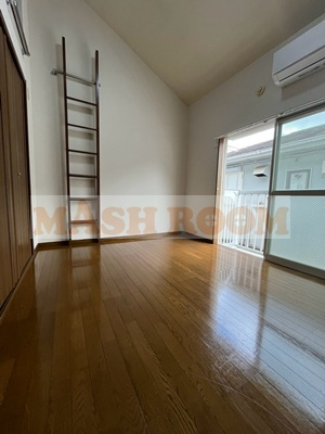 杉並区天沼１丁目のアパートの居間・リビング