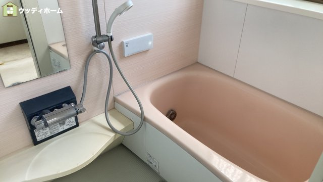 川口市安行吉岡　中古一戸建ての浴室