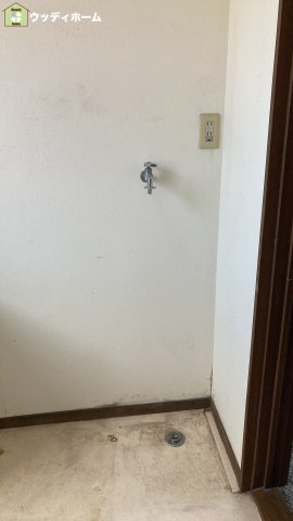 川口市安行吉岡　中古一戸建てのランドリースペース