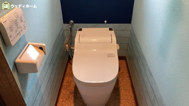 川口市安行吉岡　中古一戸建てのトイレ