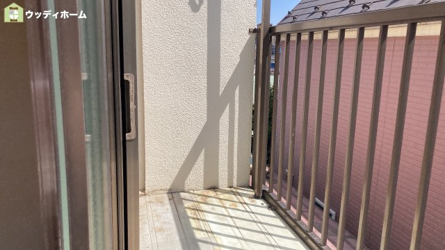 川口市安行吉岡　中古一戸建てのバルコニー