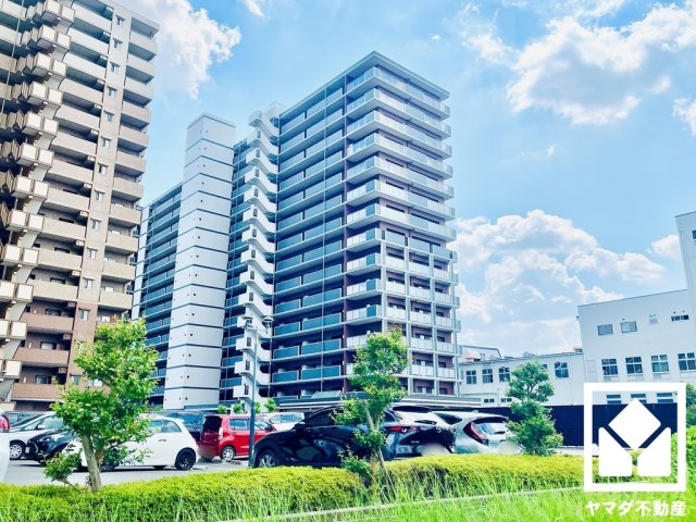 パデシオン京都大久保の外観