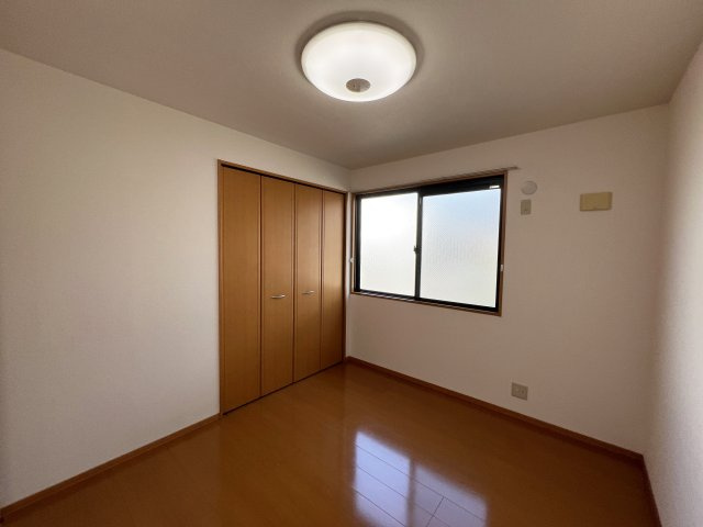 ディアコート札場 A棟の洋室