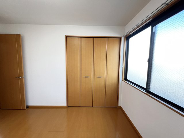 ディアコート札場 A棟の洋室