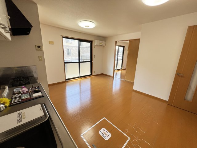 ディアコート札場 A棟の居間・リビング