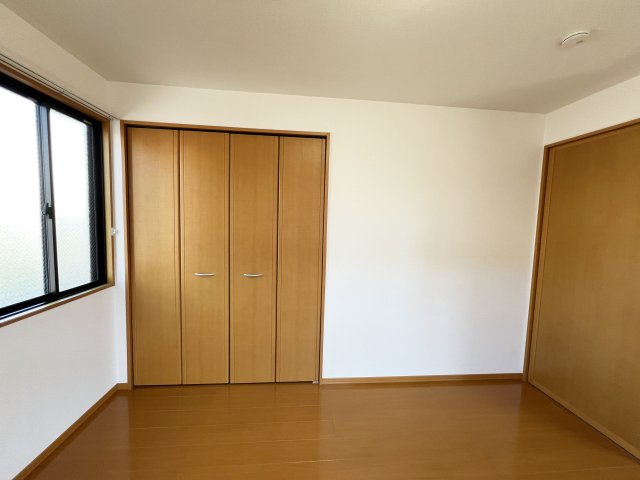 ディアコート札場 A棟の洋室