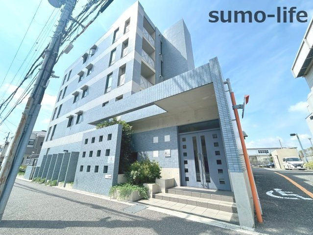ラピス伊丹大鹿の外観