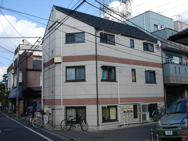 府中市紅葉丘３丁目の賃貸マンションの外観