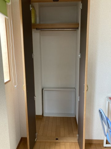 府中市紅葉丘３丁目の賃貸マンションの収納