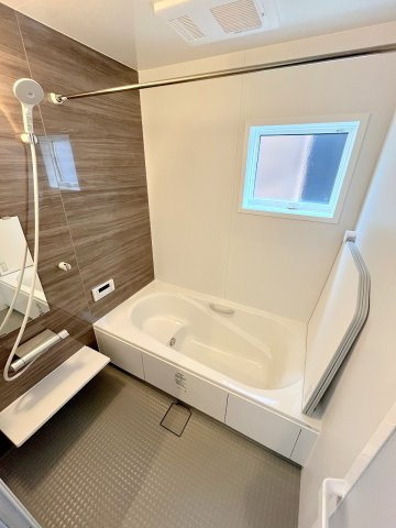 あきる野市草花の新築一戸建の浴室|2025年2月撮影