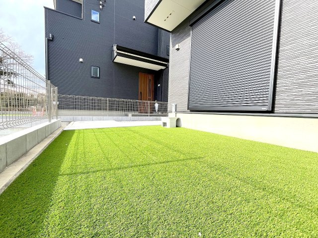 あきる野市草花の新築一戸建の庭|2025年2月撮影