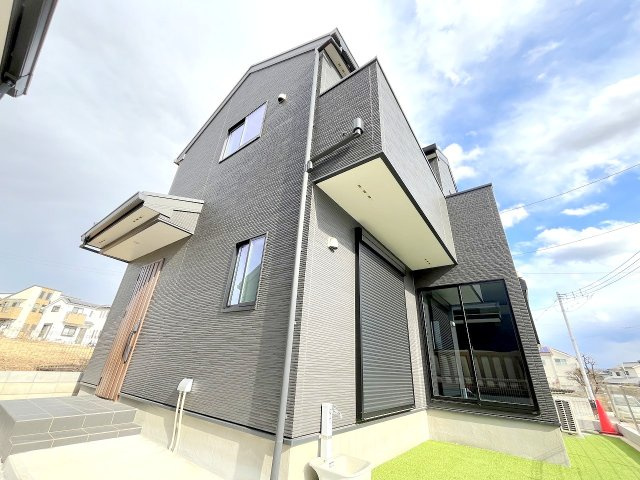 あきる野市草花の新築一戸建の外観|2025年2月撮影