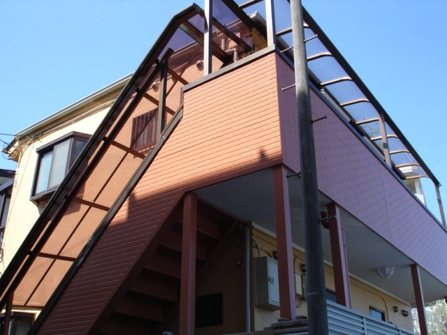 府中市朝日町２丁目のアパートの外観