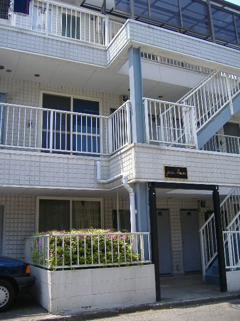 ピュアハウスのエントランス