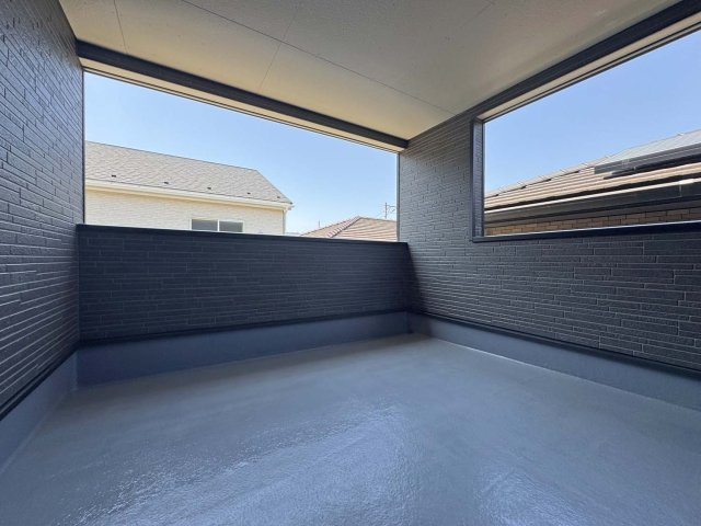 雨の日も安心！インナーバルコニー