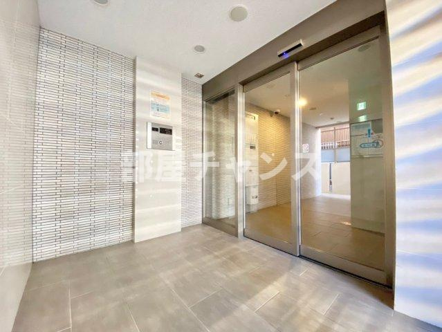 スカイコート松原のエントランス