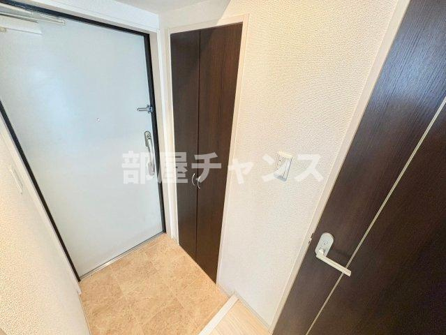 スカイコート松原の玄関