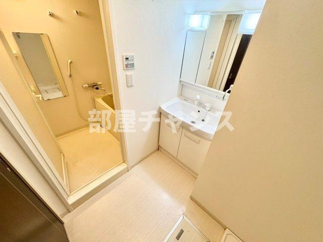 スカイコート松原の独立洗面台