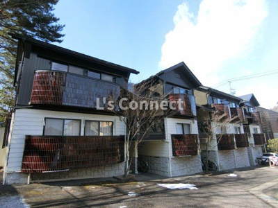 【外観】 | グランディ桜ヶ丘 | ２階建てのアパートです。