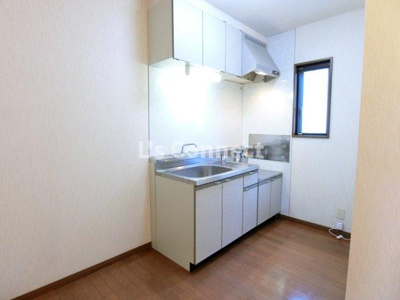 【その他】 | グランディ桜ヶ丘 | ４．５帖のキッチンスペース。