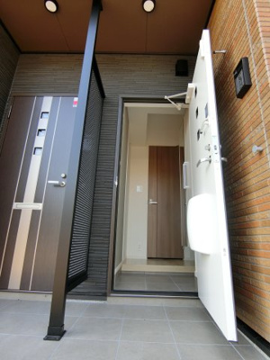 【玄関】 | デァ・マーサ鍛冶町Ｂ | イメージA102写真